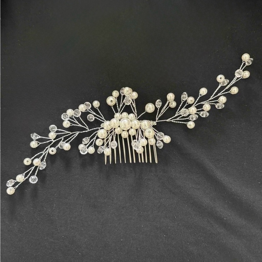 Elegant Boho Silver Rhinestone Pearl Hair Comb Clip Women’s Hair Accessory